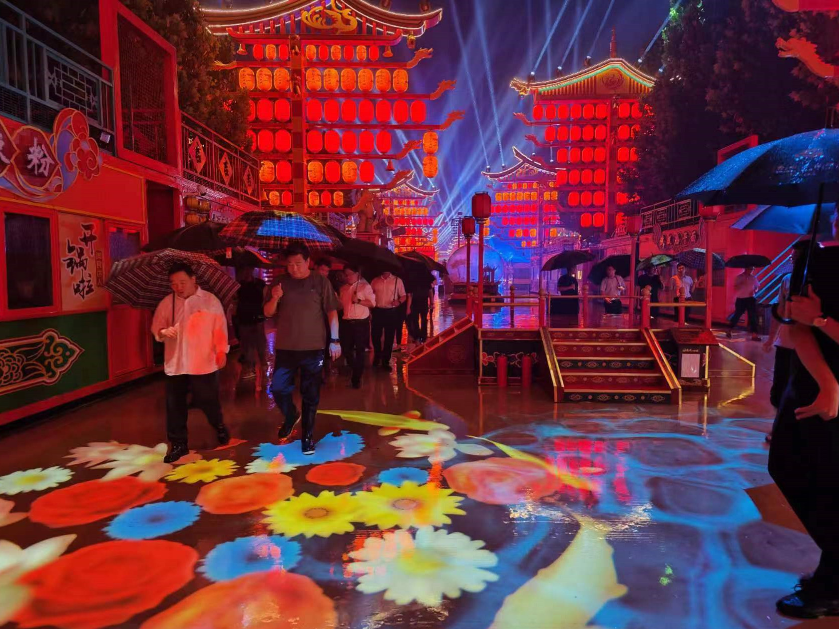高邑凤凰不夜城